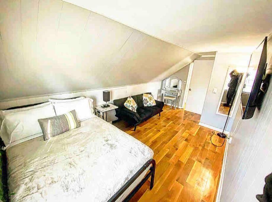 Adorable&Cozy Suburban Home Mins From Dwtn/Airport Rochester Esterno foto