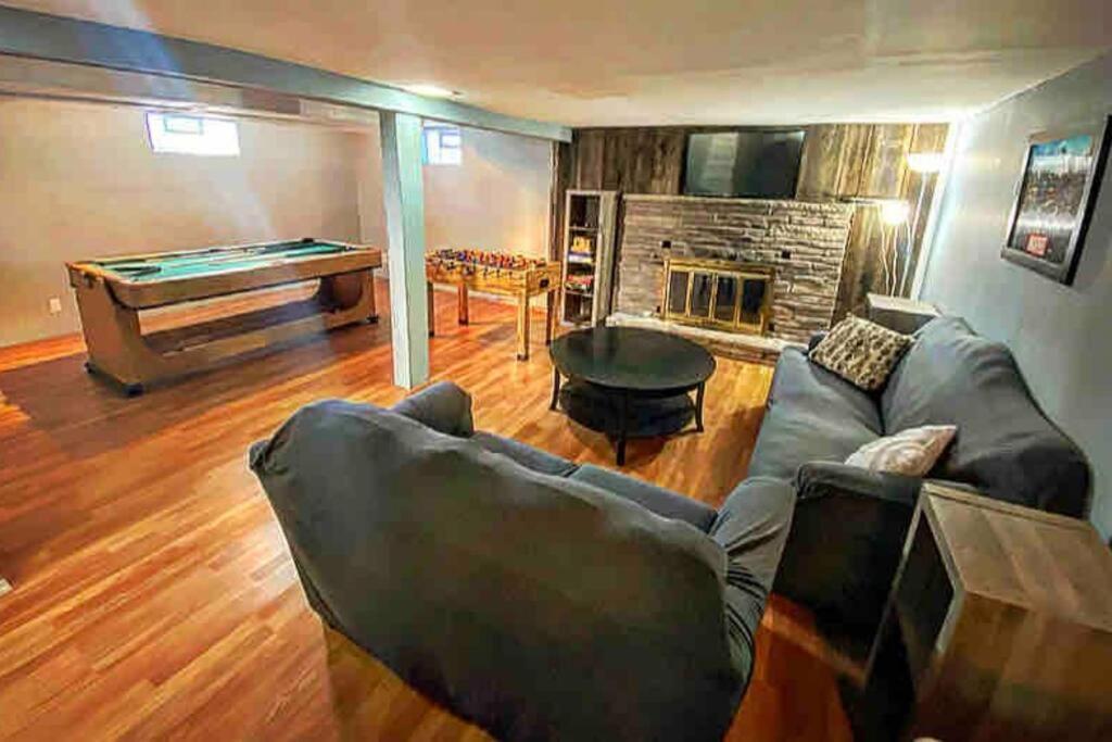 Adorable&Cozy Suburban Home Mins From Dwtn/Airport Rochester Esterno foto